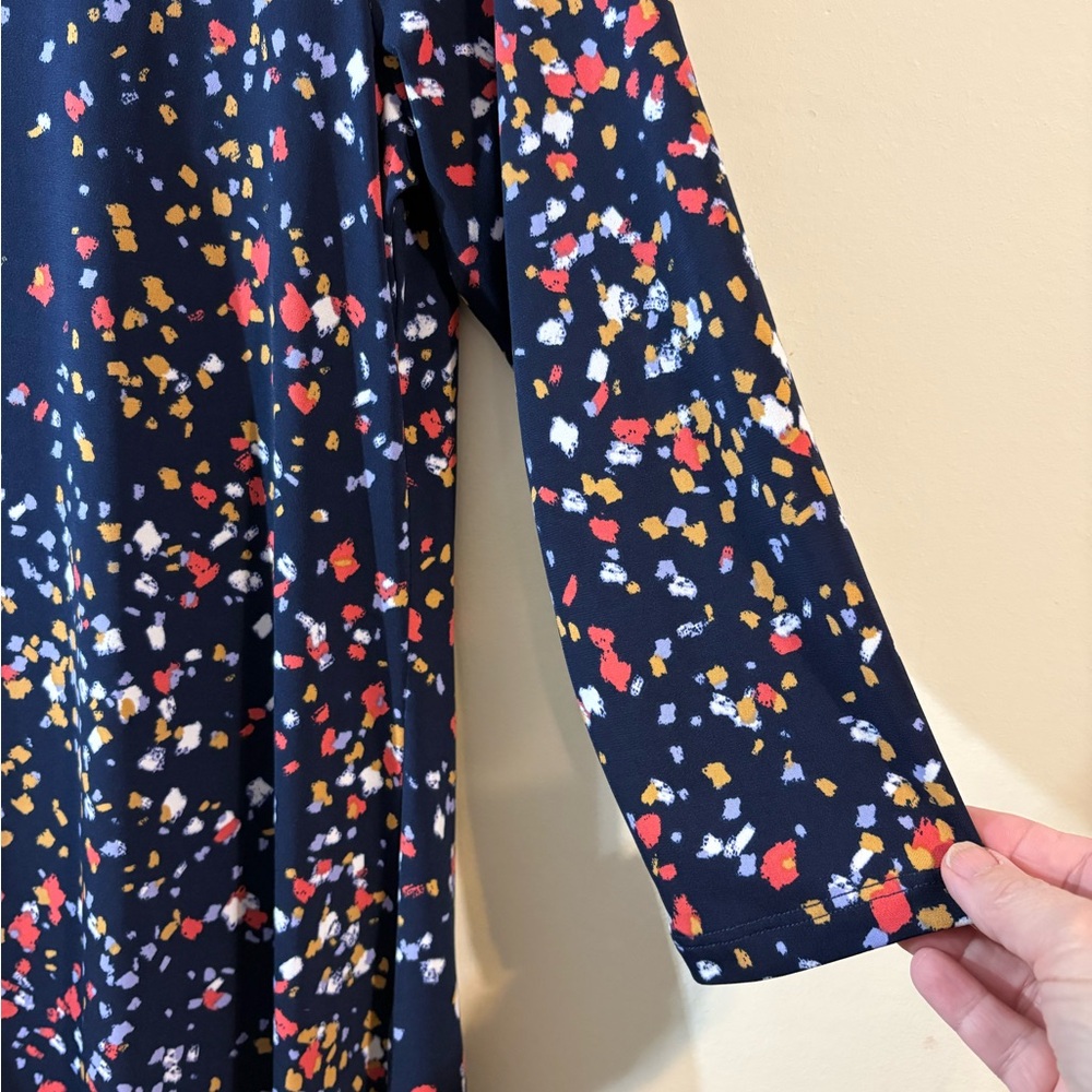 Susan Graver Women’s Small navy confetti print A-line knit tunic top 3/4 sleeves - Picture 2 of 10